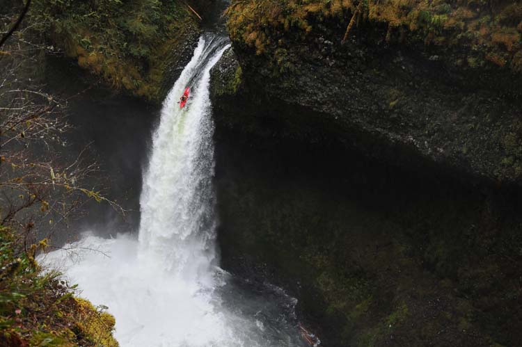 JFoto 2012-03-29_0595RT_MetlakoFalls, OR. Evan Garcia